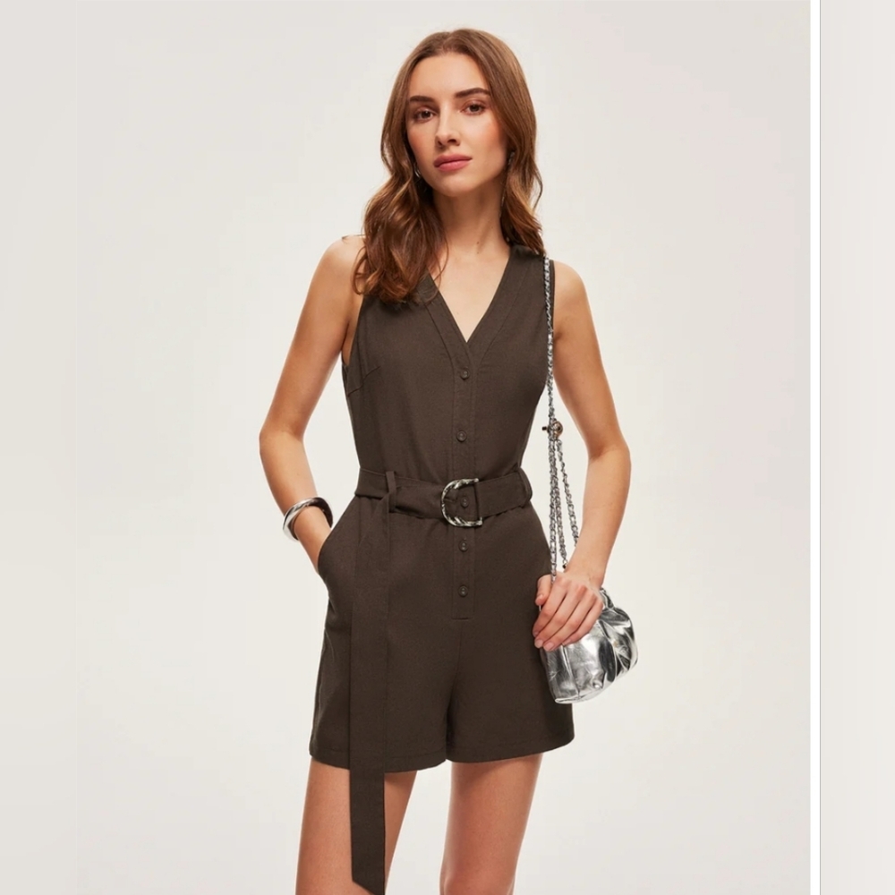 Commense Linen Belted V-Neck Jumpsuit